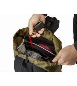 Arc'teryx ARRO 20 BUCKET BAG Running Shoes 25 Arc'teryx ARRO 20 BUCKET BAG Running Shoes