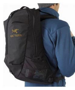 Arc'teryx Arro 22 Backpack Running Shoes