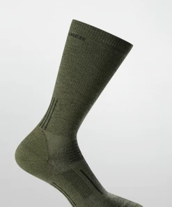 Icebreaker Hike Medium Crew Socks - Men's