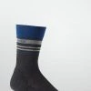 Icebreaker Hike Light Crew Socks - Men's 2 Icebreaker Hike Light Crew Socks - Men's